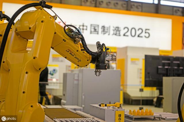 騰訊、華為為何都用IT技術(shù)外包?畢業(yè)生求職,IT外包公司值得去嗎